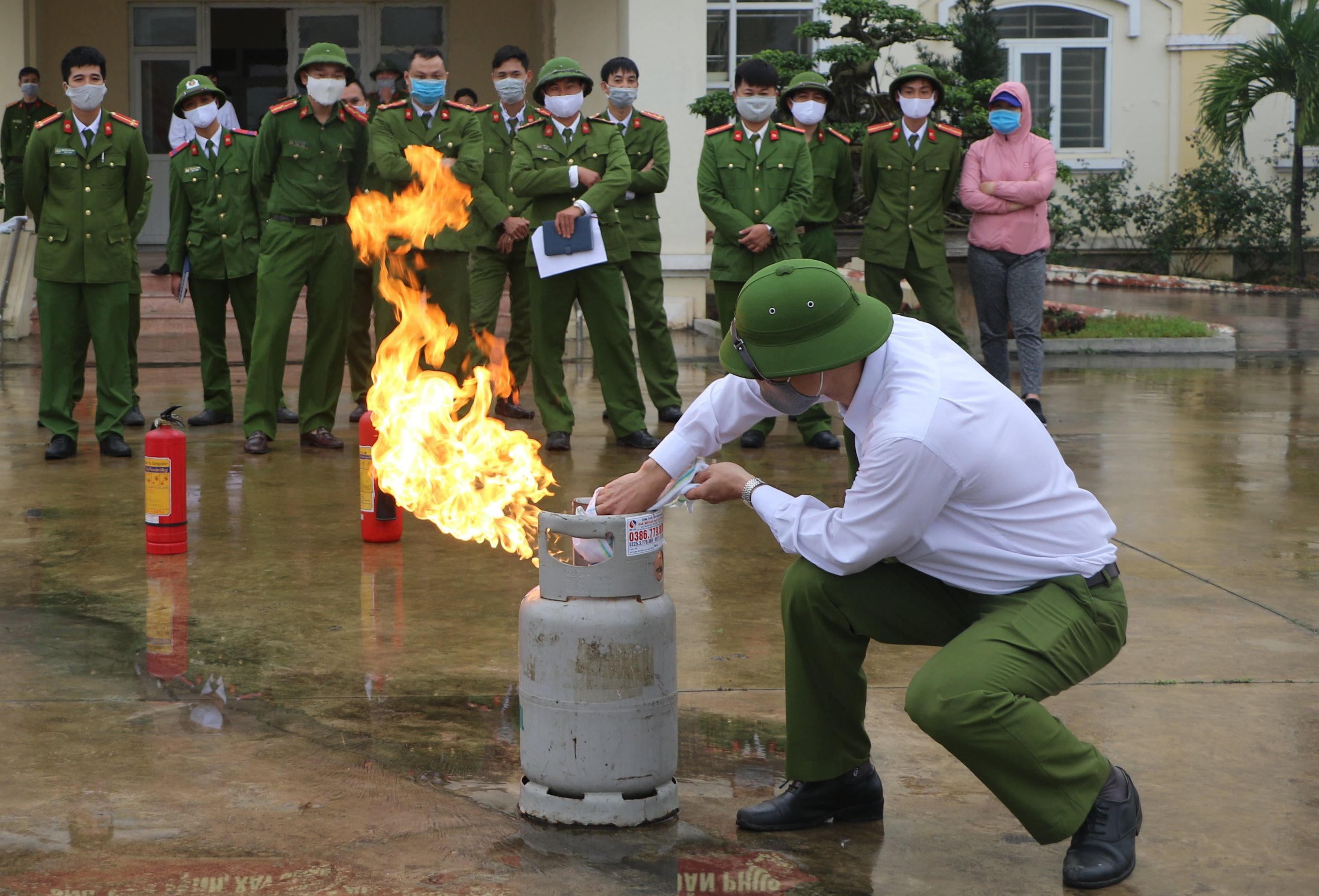 Trại tạm giam Công an thành phố: Chú trọng nâng cao hiệu quả công tác PCCC, CNCH